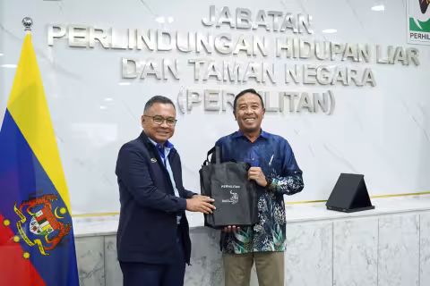 Kunjungan Hormat Ketua Pegawai Eksekutif RAC ke Jabatan PERHILITAN