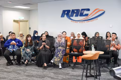 Town Hall RAC Bil.4 2025