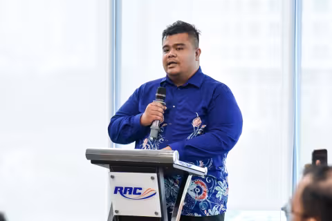 Town Hall RAC Bil.4 2025